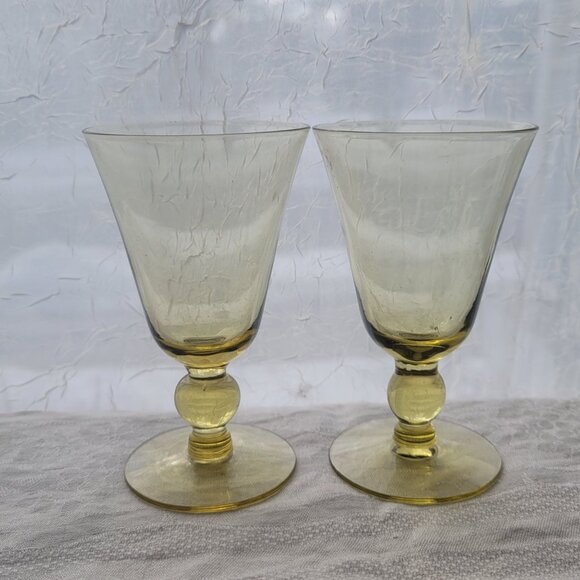 Vintage Yellow Glass Goblets Pair With Rounded Stemmed Base - Picture 1 of 5